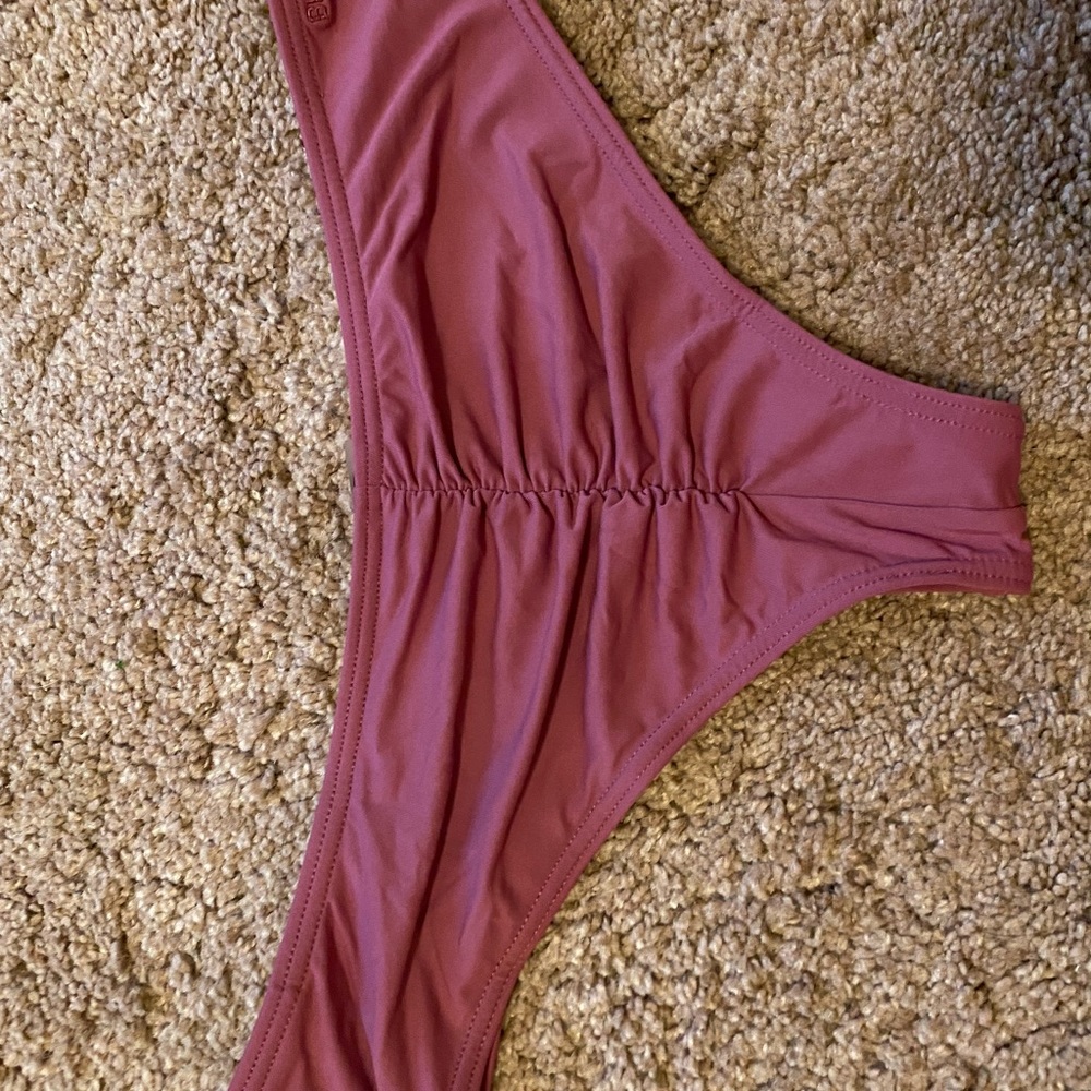 Swimsuit bottoms